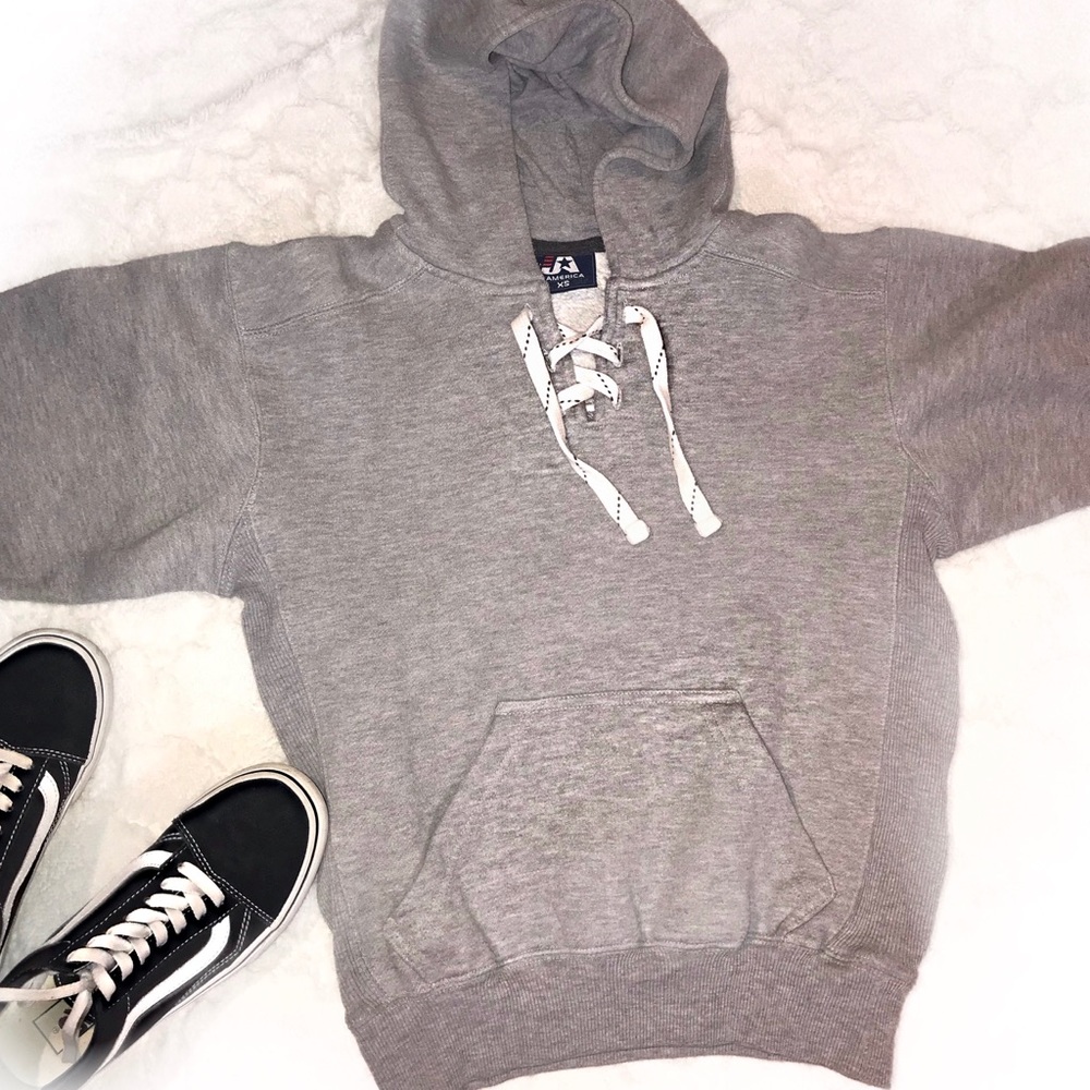 ✰ Grey Hockey Sweatshirt ✰